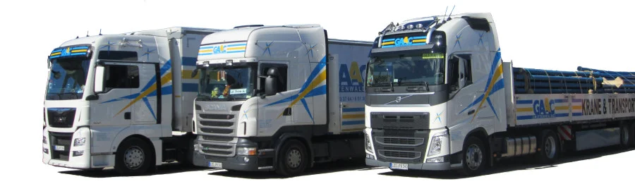 3 LKWs nebeneinander gereiht